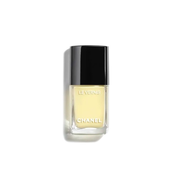 CHANEL Other - CHANEL Nail Polish - Onvi 129